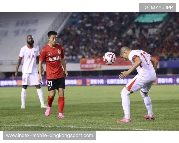 青岛海牛防守覆盖极快，关键时刻成功补位