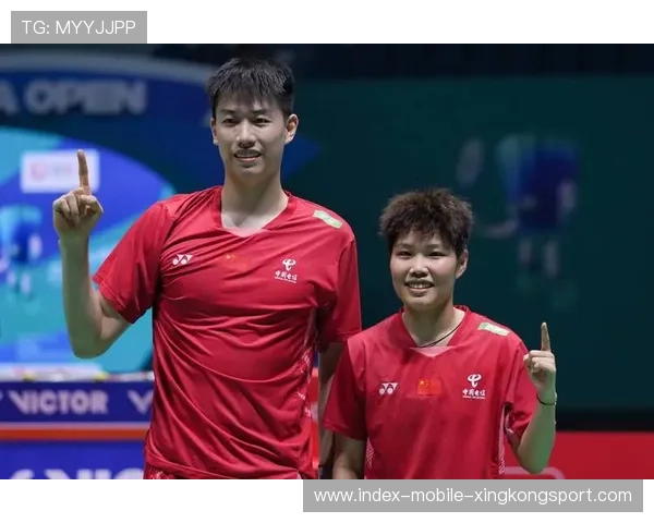 羽毛球混双赛前战术布置成为胜负关键