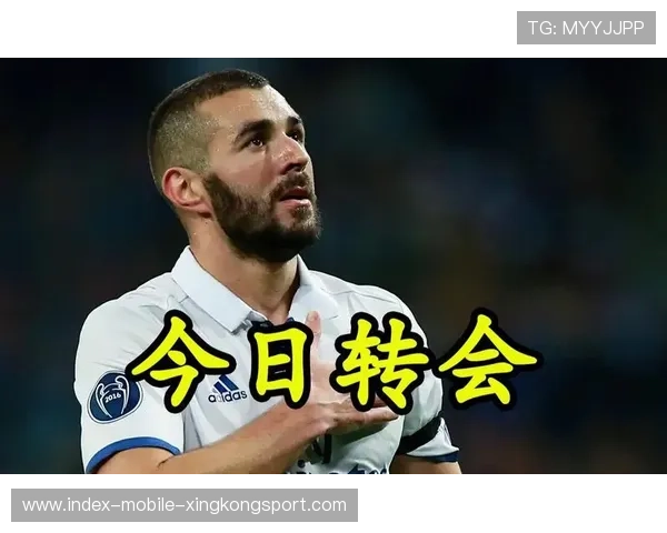 皇马本泽马禁区回做莱万跟进破门