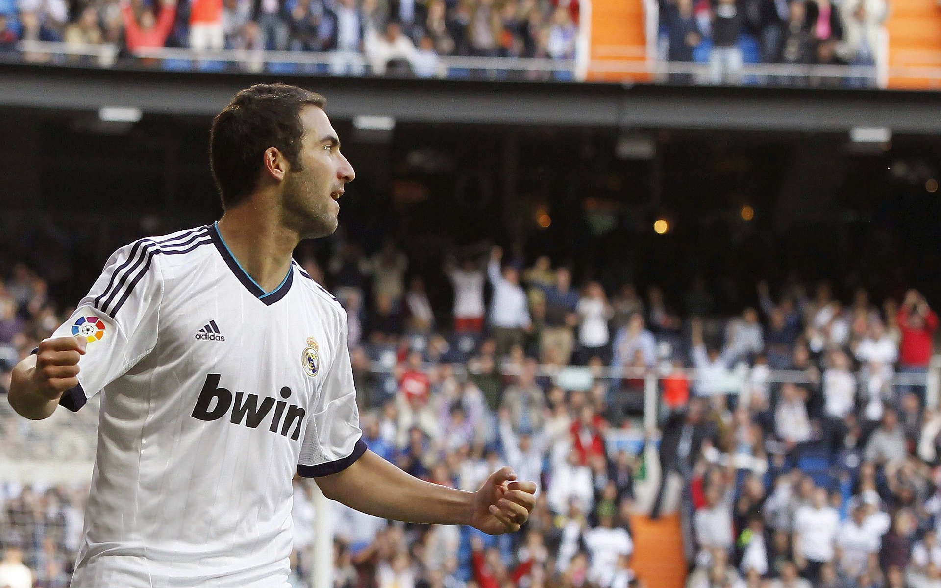 世界杯“乌龙球合集” 多名后卫不慎攻破自家球门